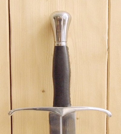 Bild Nr. 05 Anderthalbhänder Schaukampfschwert 15 Jh.