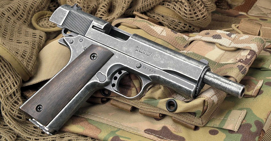 Bild Nr. 02 ME 1911 Sport 9mm PA antik Holzgriffschalen Kompensator